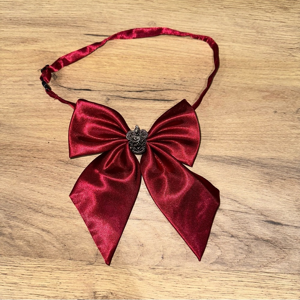 Harry Potter hair bow gryffindor red scarlet silk hair tie accessory